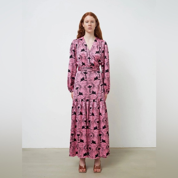 Stella Nova Maxi Dress - Picture 1 of 5